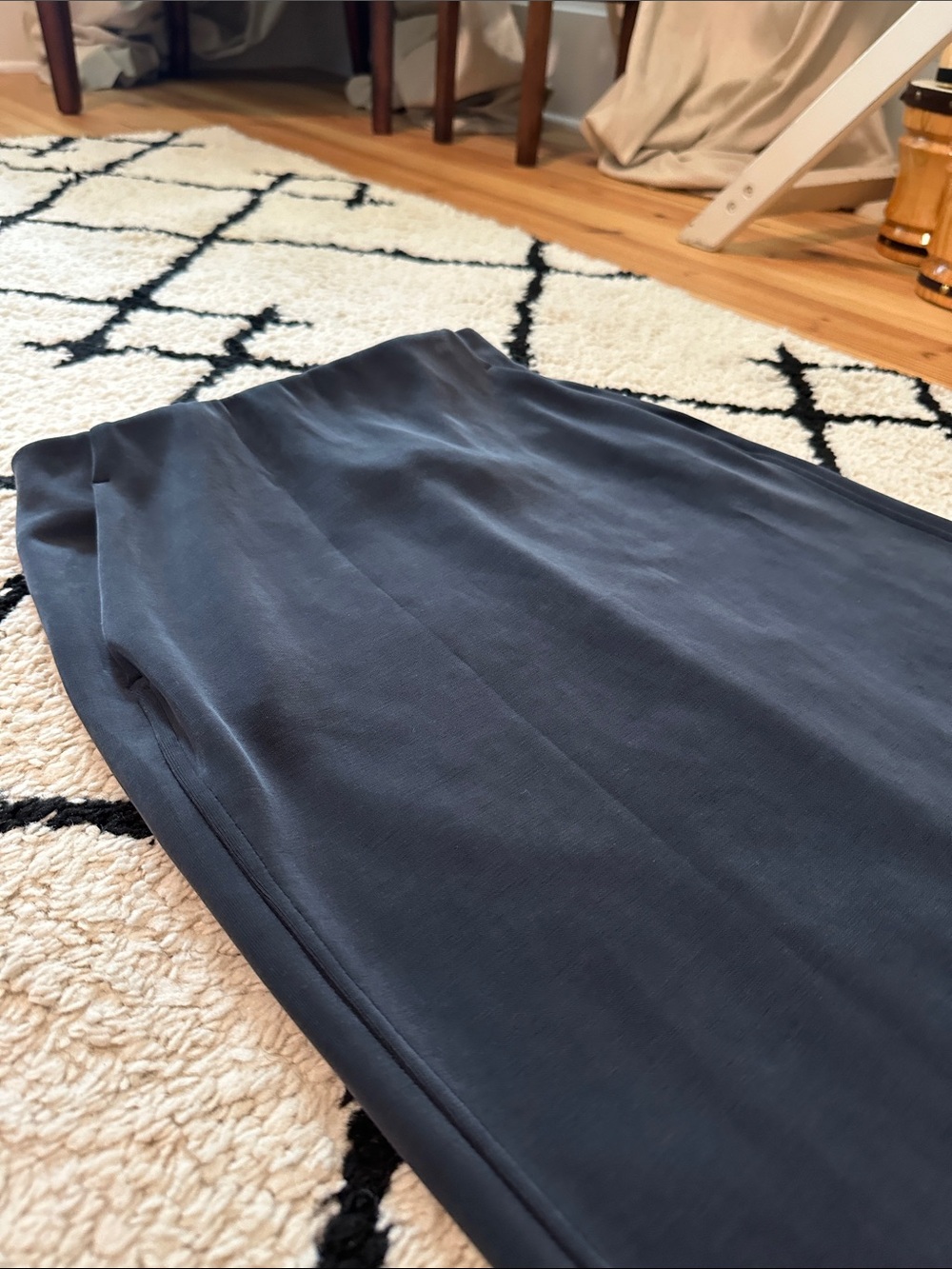 lululemon athletica Charcoal Black Midi Pencil Skirt - Picture 9 of 13